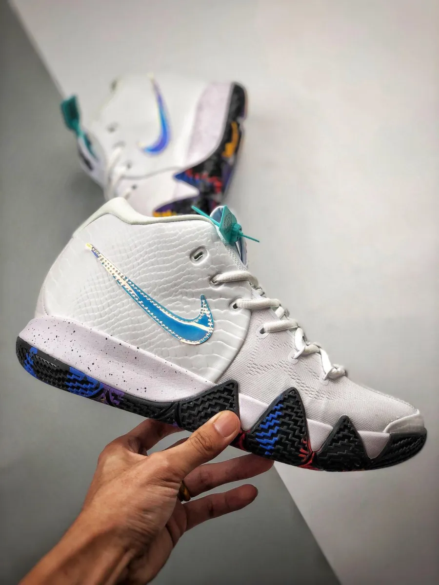 Nike Kyrie 4 'NCAA March Madness' 943806-104 / kyrie madness