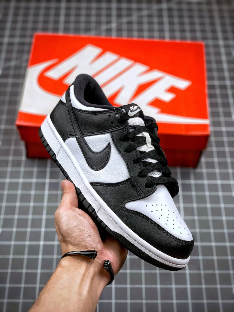 Nike SB Dunk Low Black White Black And White Sb
