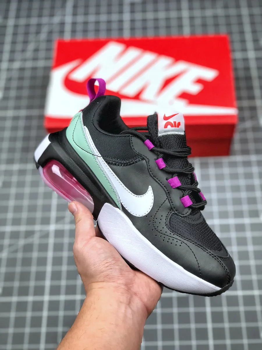 Nike WMNS Air Max Verona Black/Summit White-Fire Pink Air Max Verona Pink