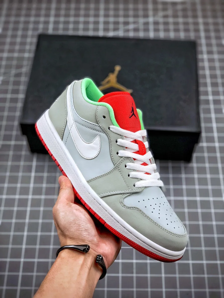 Air Jordan 1 Low 'Hare' Grey Mist/University Red-Poison Air Jordan 1 Low Hare