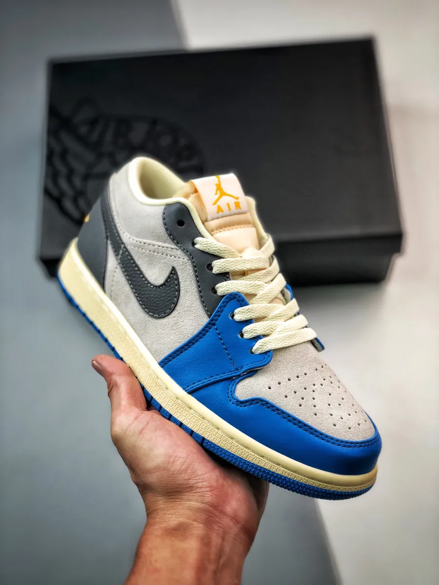 Air Jordan 1 Low 'UNC Grey' White/University Blue-Grey-Sail - dz376-469