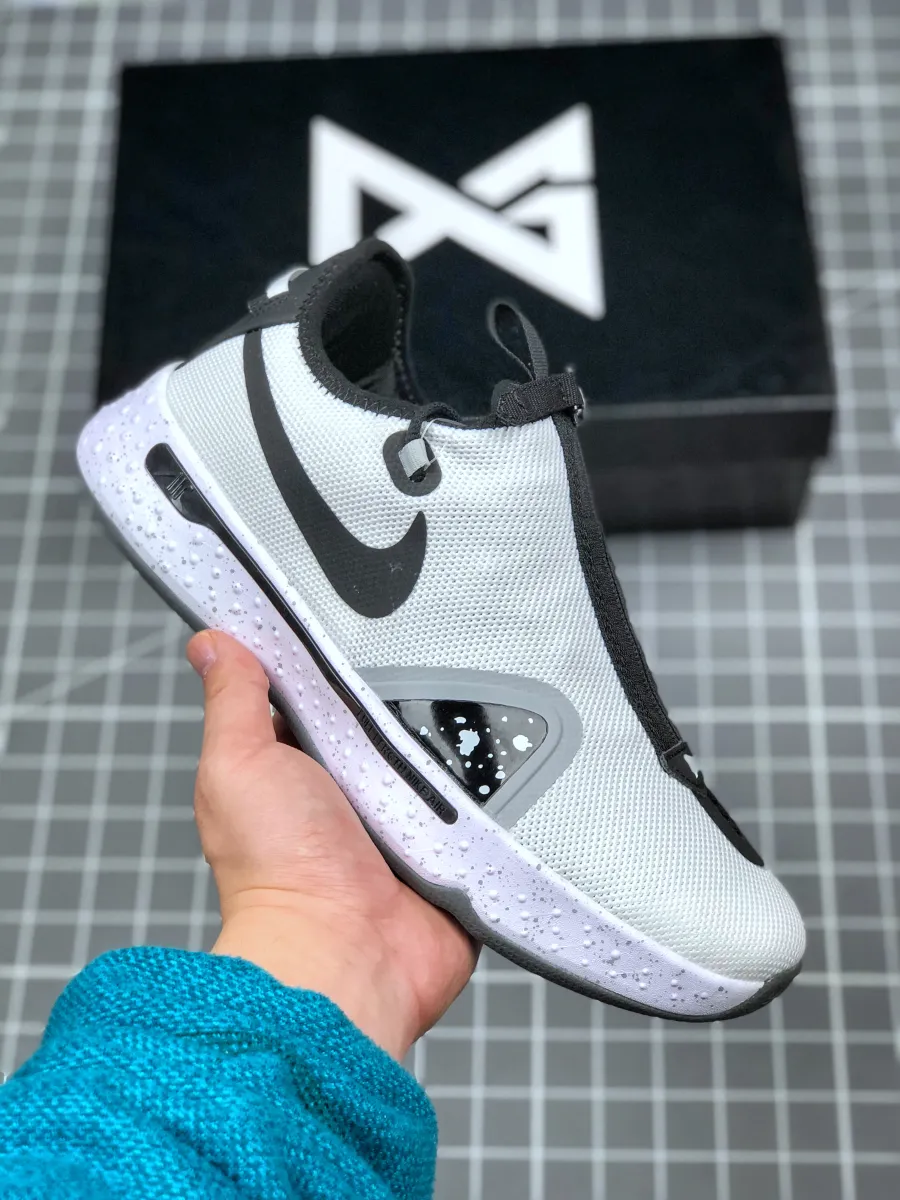 Nike PG 4 'Oreo' White/Black/Pure Platinum / pg 4 black and white