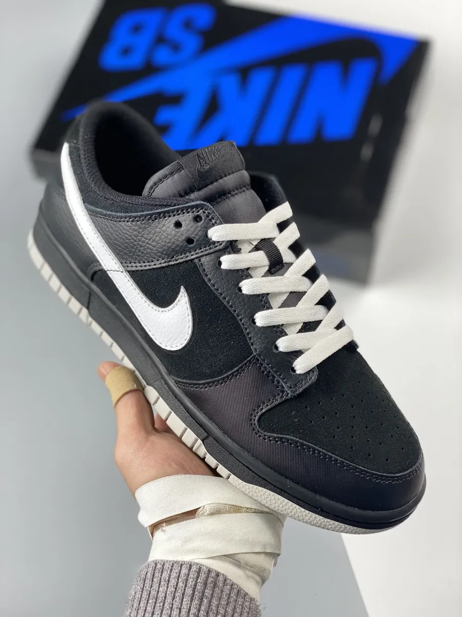Nike Dunk Low Cl Black/Sail 318020-013 Brand New