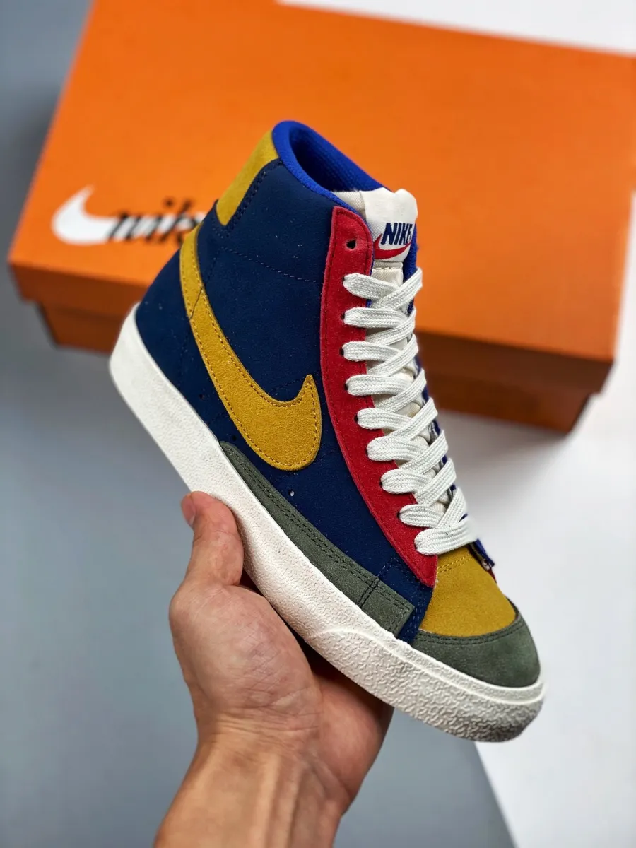 Nike Blazer Mid '77 Vintage WE Suede Coastal Blue/University Red-Spiral Sage-Yellow / blazer mid 77 vintage red