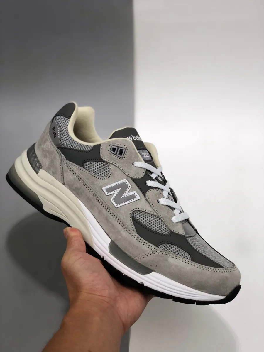 New Balance 992 Grey Tan