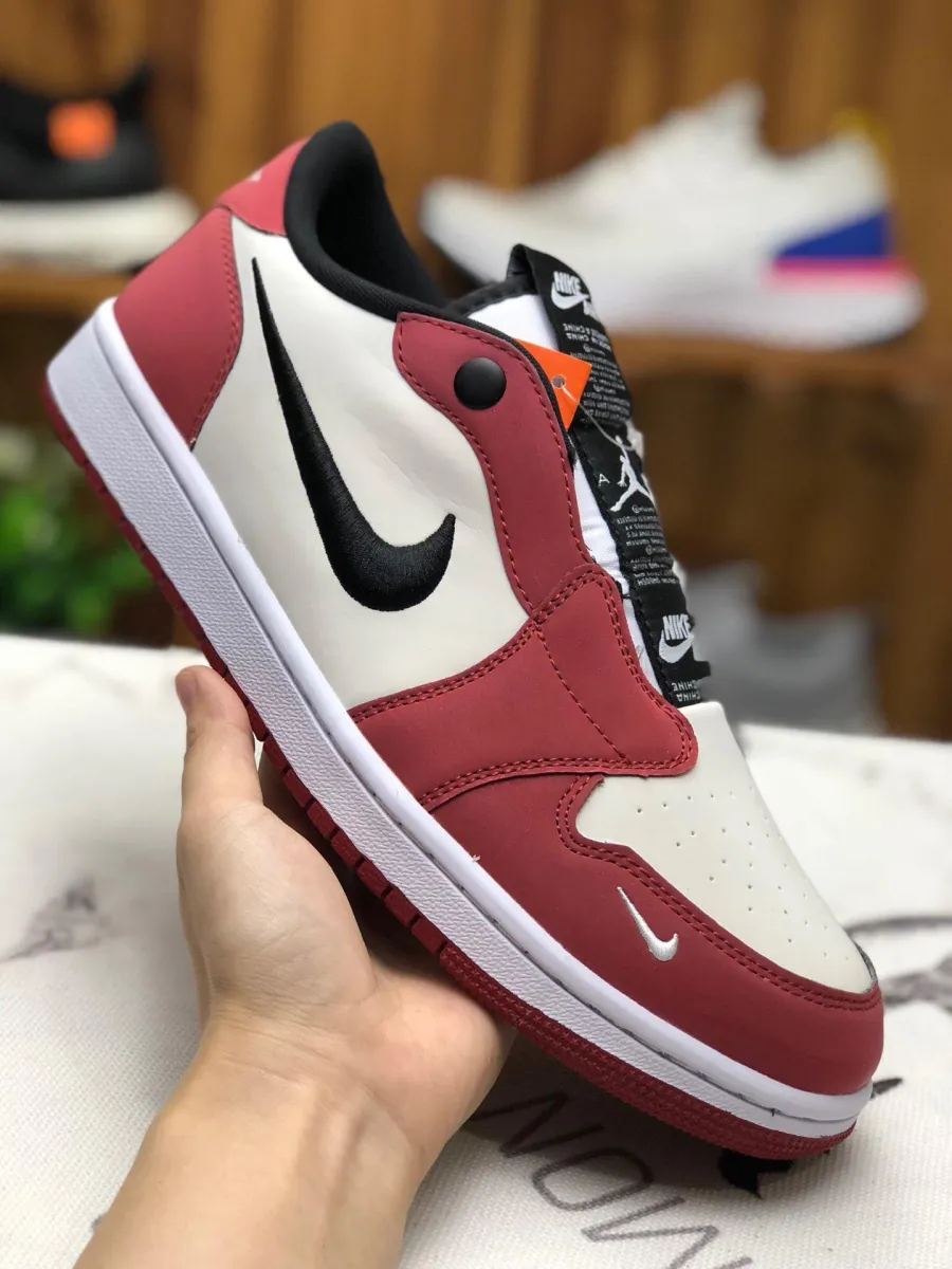 Air Jordan 1 Low Slip WMNS 'Chicago' Varsity Red/White-Black #aj 1 low slip chicago