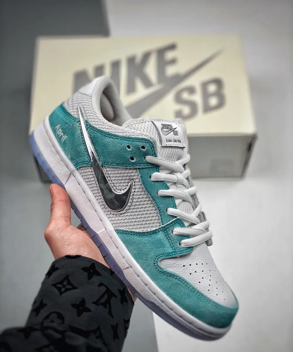April Skateboards X Nike SB Dunk Low Green White Silver 1684333981 New Releases
