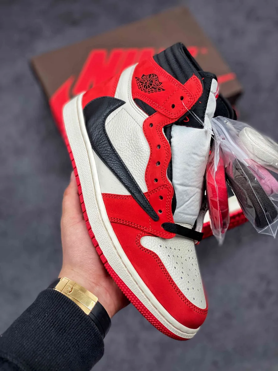 Travis Scott x Air Jordan 1 High OG 'Chicago' Red White #travis scott jordan 1 red