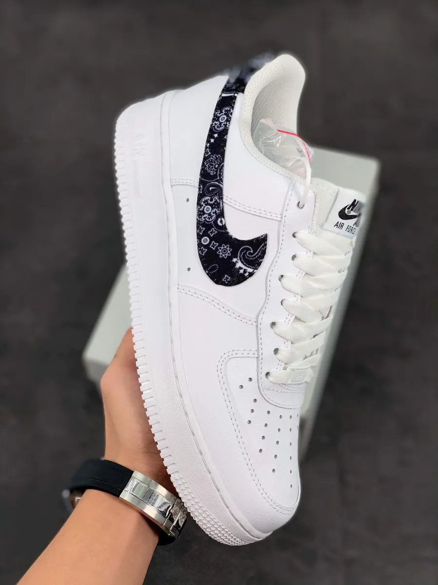 Nike Air Force 1 Low White Black Womens DH4406-101 / air force 1 paisley