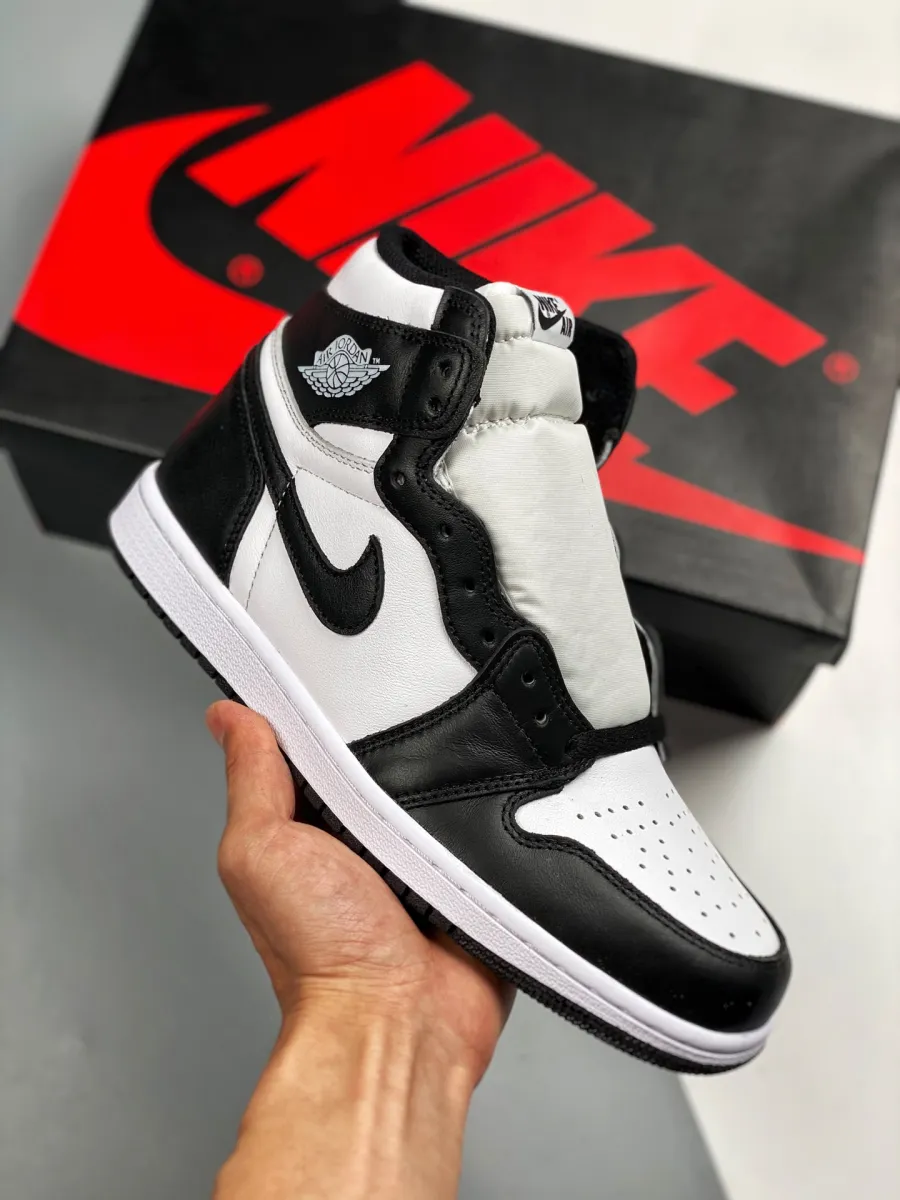 Air Jordan 1 Retro High OG Black/White air jordan 1 black and white
