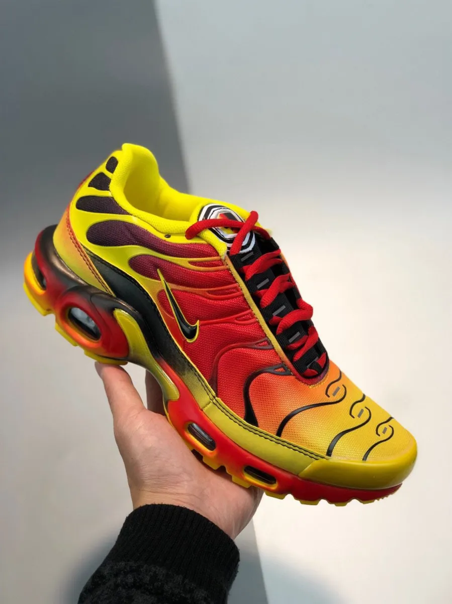 Nike Air Max Plus 'Gradient' Chrome Yellow Bright Crimson #air max plus gradient