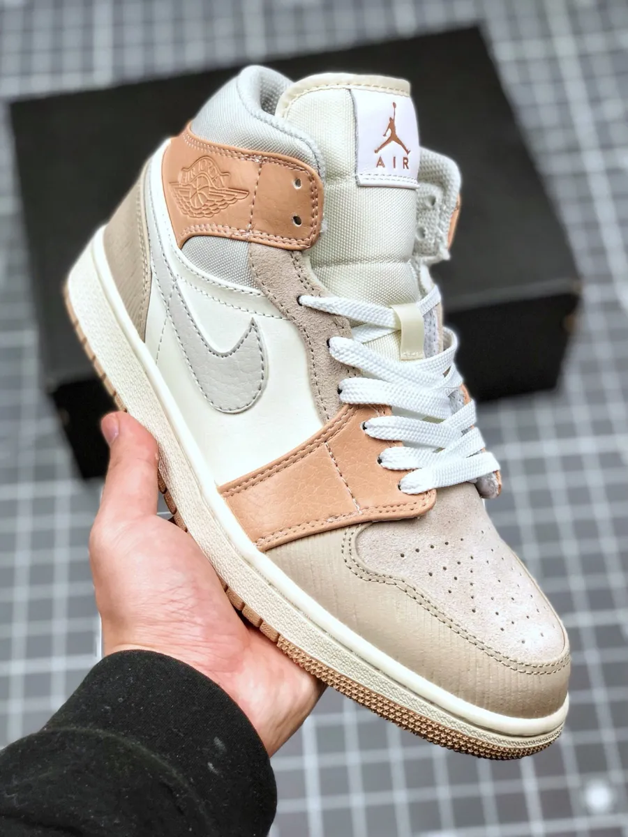 Air Jordan 1 Mid 'Milan' Sail/Light Bone/String Shimmer / air jordan 1 mid milan sail/light bone-string