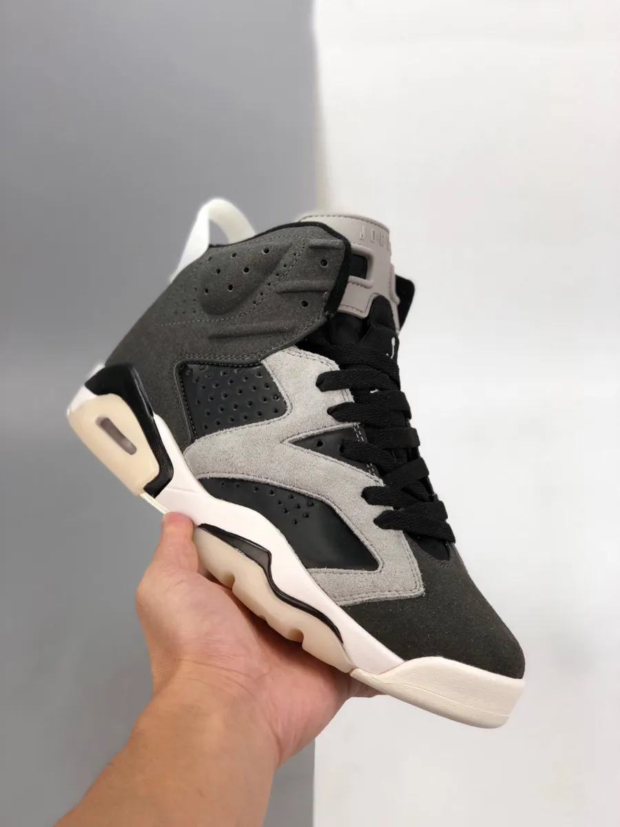 Jordan 6 Tech Chrome CK6635-001