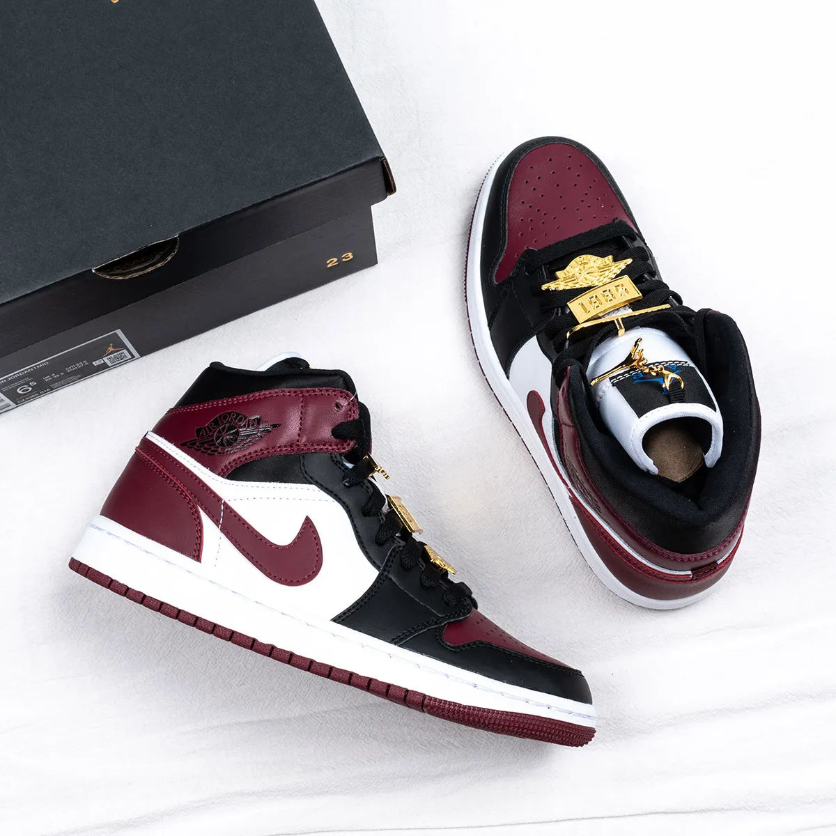Air Jordan 1 Mid SE 'Gold Pendants' CZ4385-016 - maroon jordans