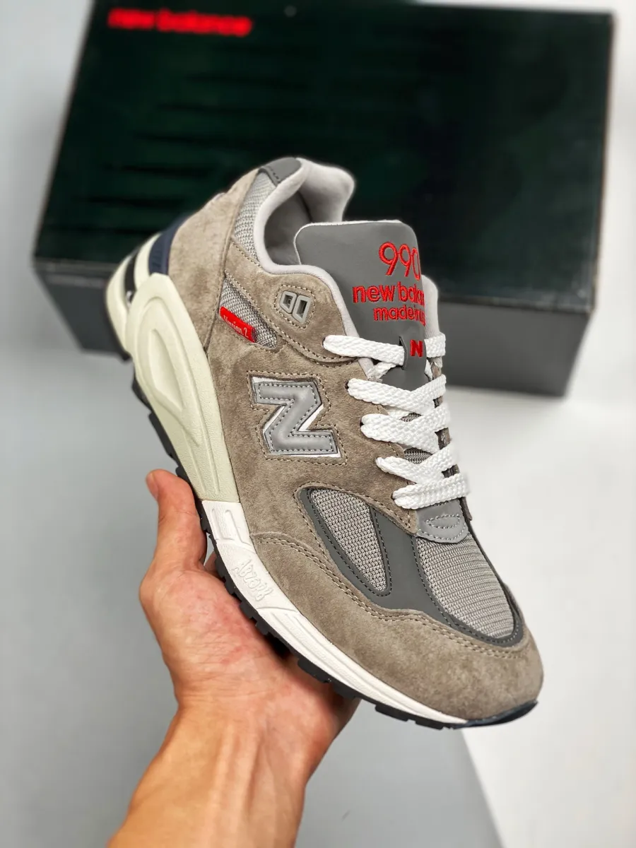 Women New Balance 990v2 Version 2 M990VS2