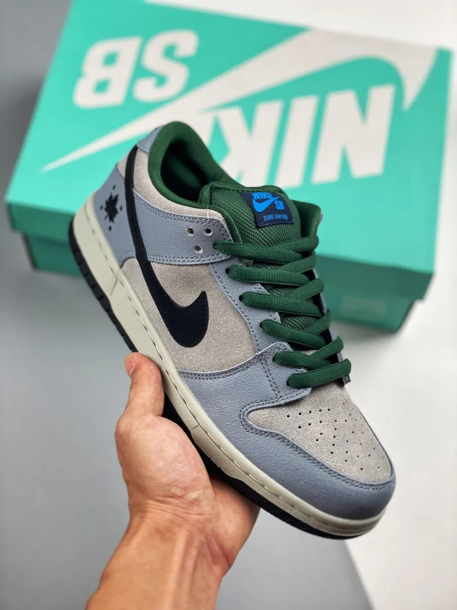 Nike Dunk Low Premium SB Maple Leaf / leaf central park dunks