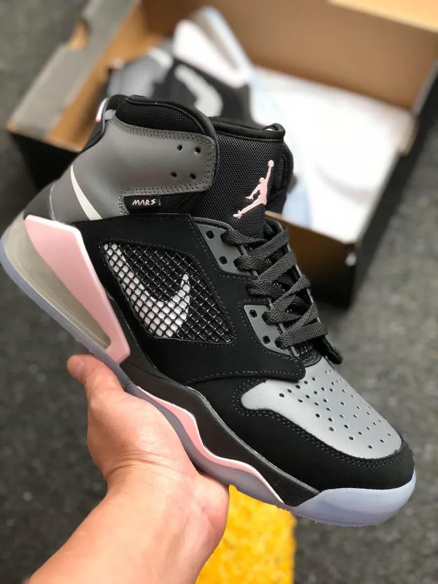 Jordan Mars 270 Black/Soft Pink 270 jordan
