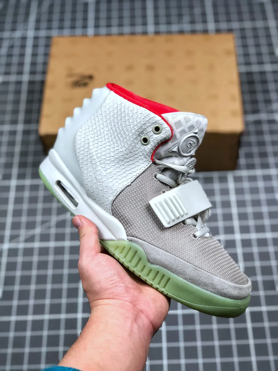 Restock-Kanye West X Nike Air Yeezy 2 Pure Platinum Wolf Grey