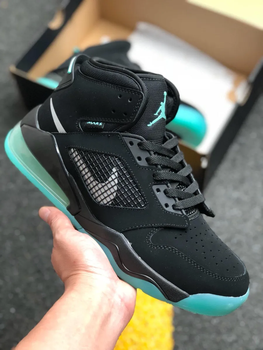 Jordan Mars 270 Green Glow In The Dark CD7070-003 / jordan reflect