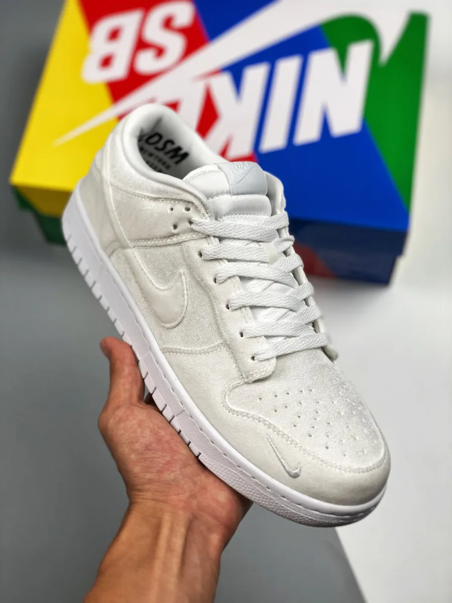 Dover Street Market x Nike Dunk Low All White DH2686-100 - nike dunk low dover street market