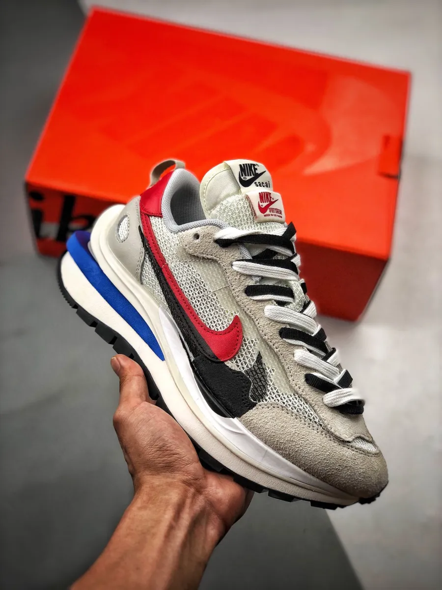 Sacai X Nike VaporWaffle 'Sail/Sport Fuchsia/Game Royal' CV1363-100 New Releases