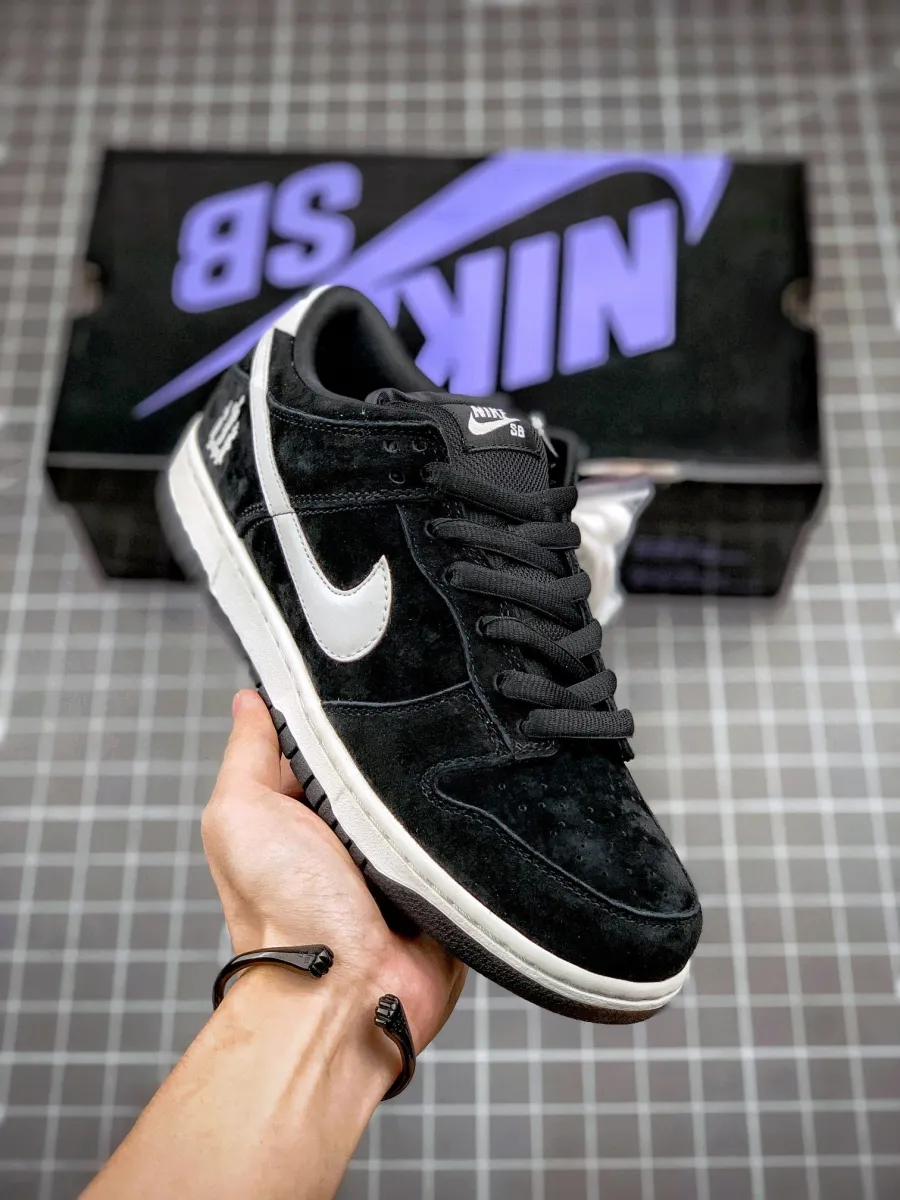 Nike SB Dunk Low 'Wiegers' White/Black 304292-014 Online