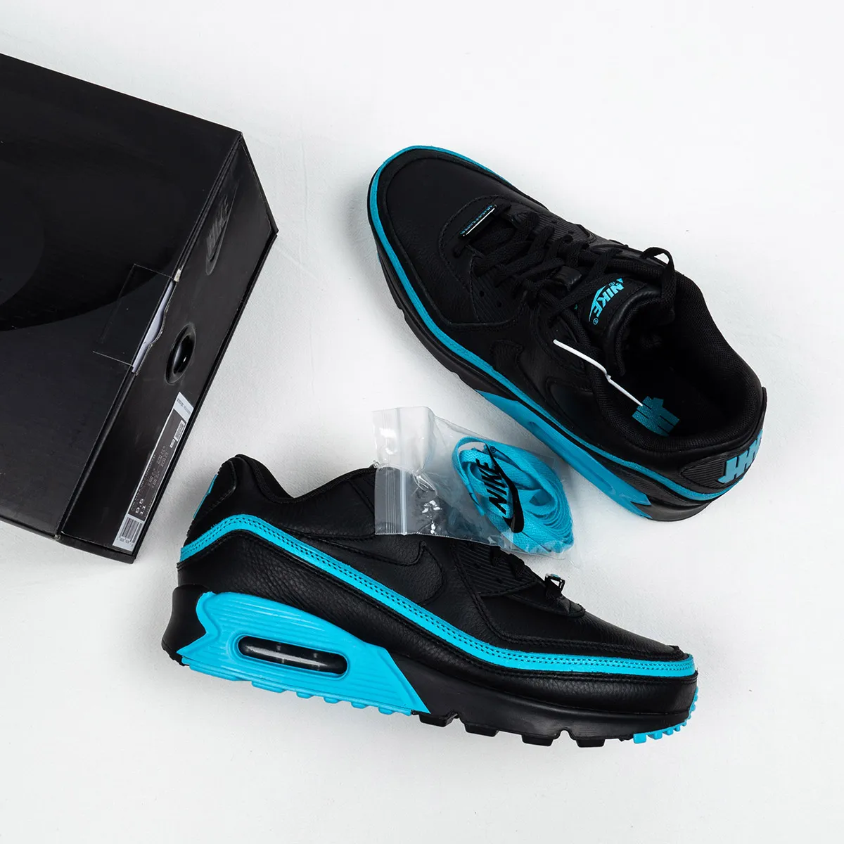 Undefeated x Nike Air Max 90 Black/Blue Fury / undefeated x air max 90 'black blue fury'