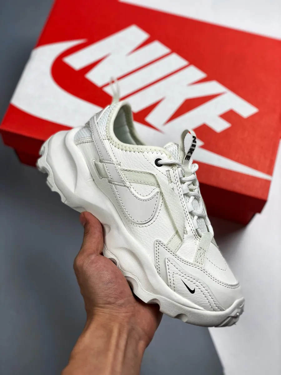 Nike TC 7900 Sail DD9682-100 nike 7900 sail