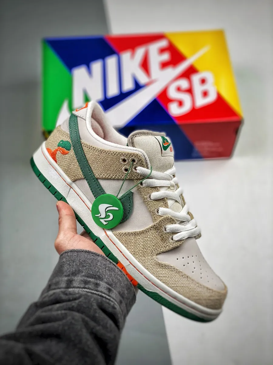 Jarritos x Nike SB Dunk Low Green White FD0860-001 - nike sb iso dunk jacket