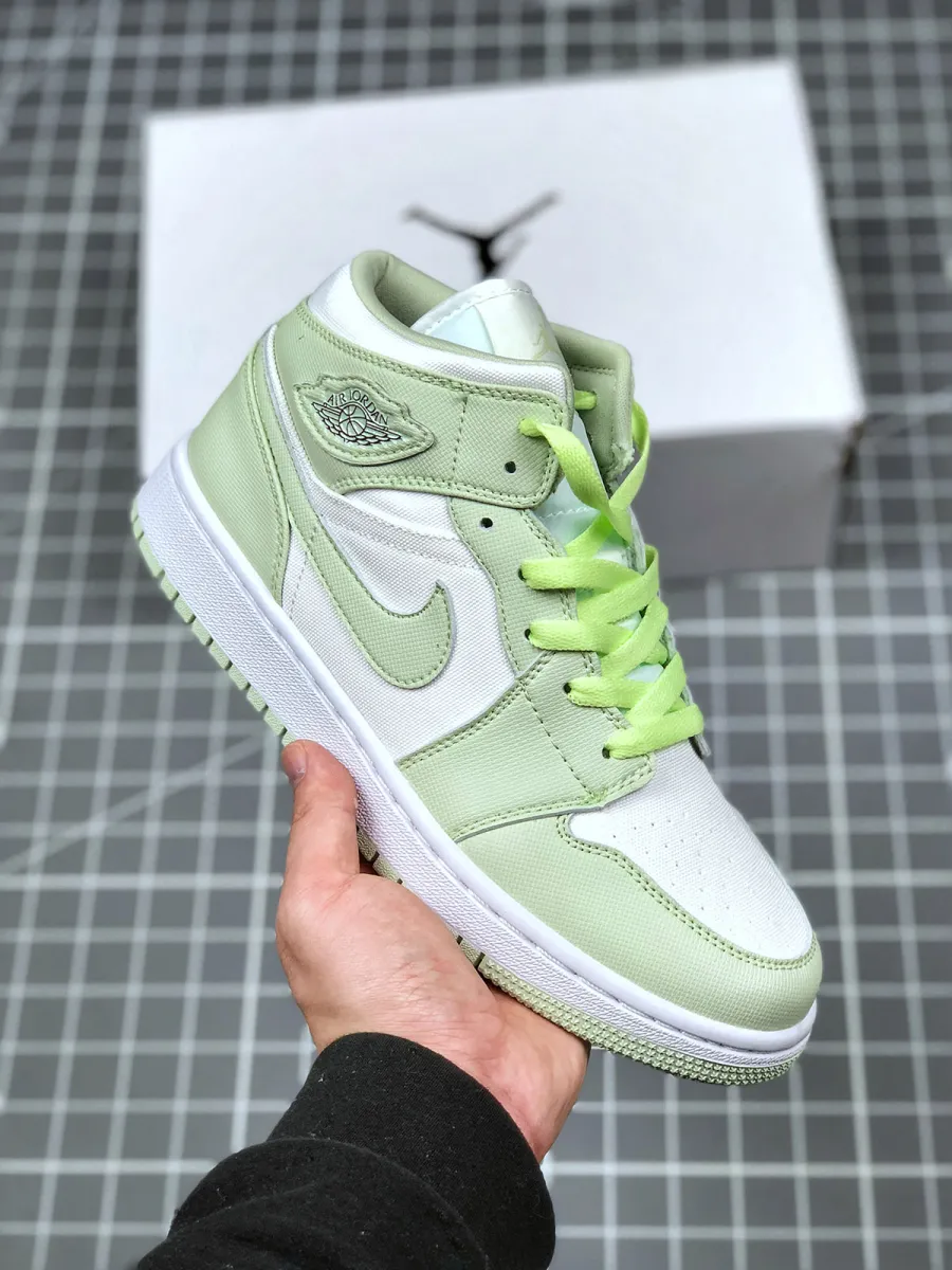 Air Jordan 1 Mid Spruce Aura White WMNS CV5280-103