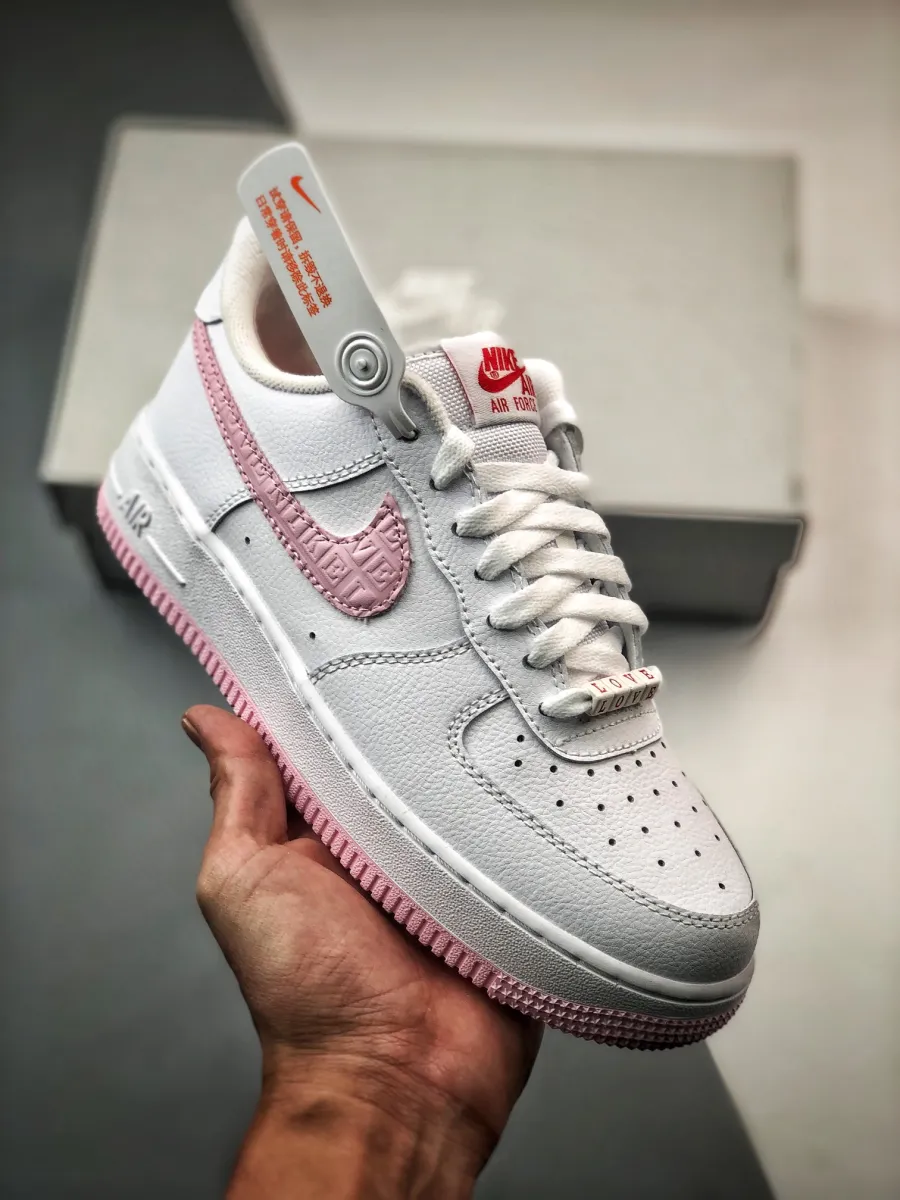 Nike Air Force 1 'Valentine's Day 2022' White/Atmosphere-University Red / 2022 valentine forces