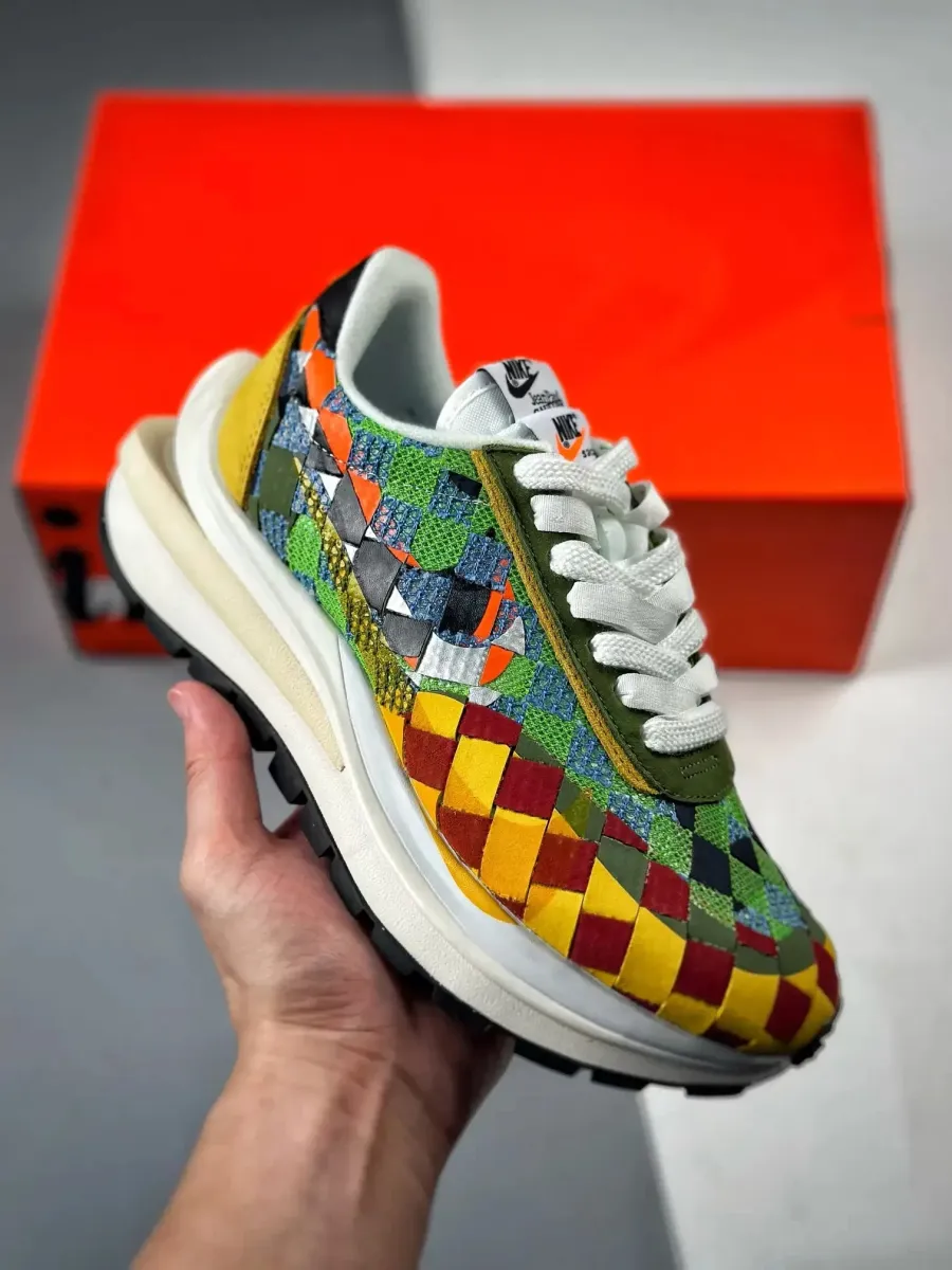 sacai x Nike LDVaporwaffle Mix Low "Green Gusto" DR5209-300