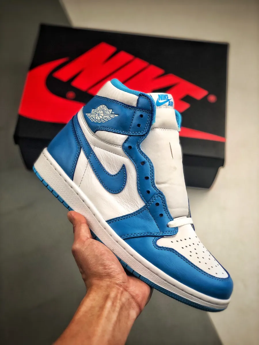 Nike Air Jordan 1 Retro Powder Blue 555088-117 - jordan 1 unc high