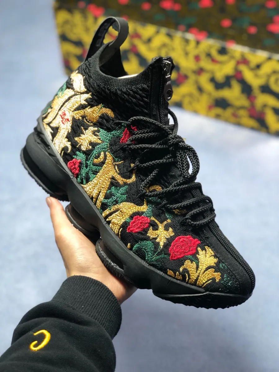 KITH X Nike LeBron 15 Lifestyle 'King's Crown' Restock