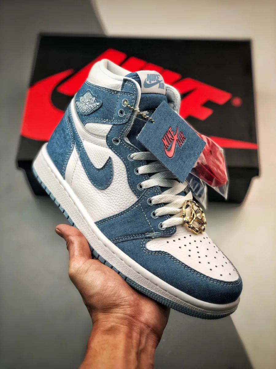 Air Jordan 1 High OG Denim DM9036-104 / gold retro 1