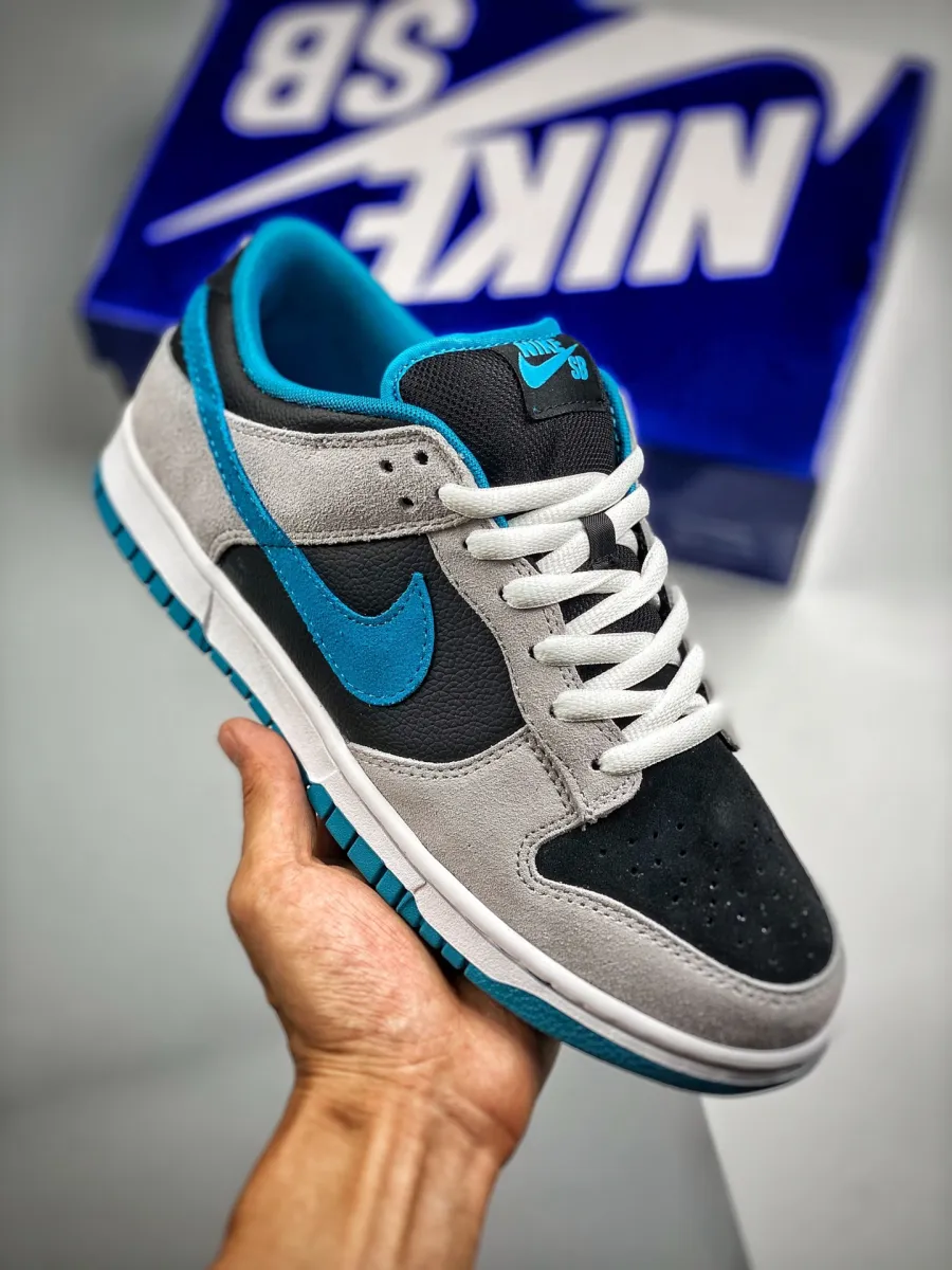 Nike SB Dunk Low Chrome Ball Incident 304292-012 - chrome nike