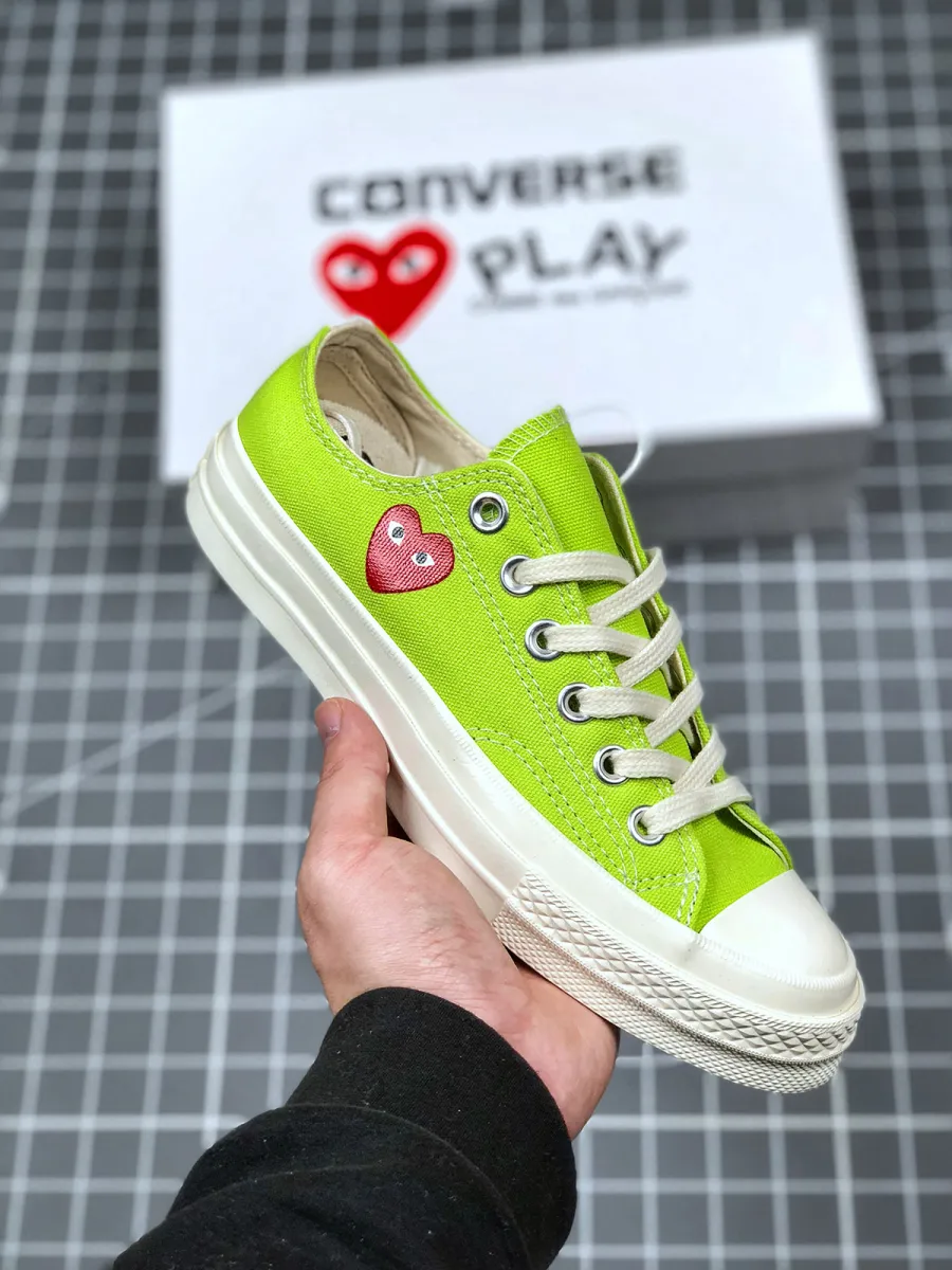 Women Comme des Garcons Play Converse Chuck Taylor All Star 70 Low Lime 168302C / converse lime green