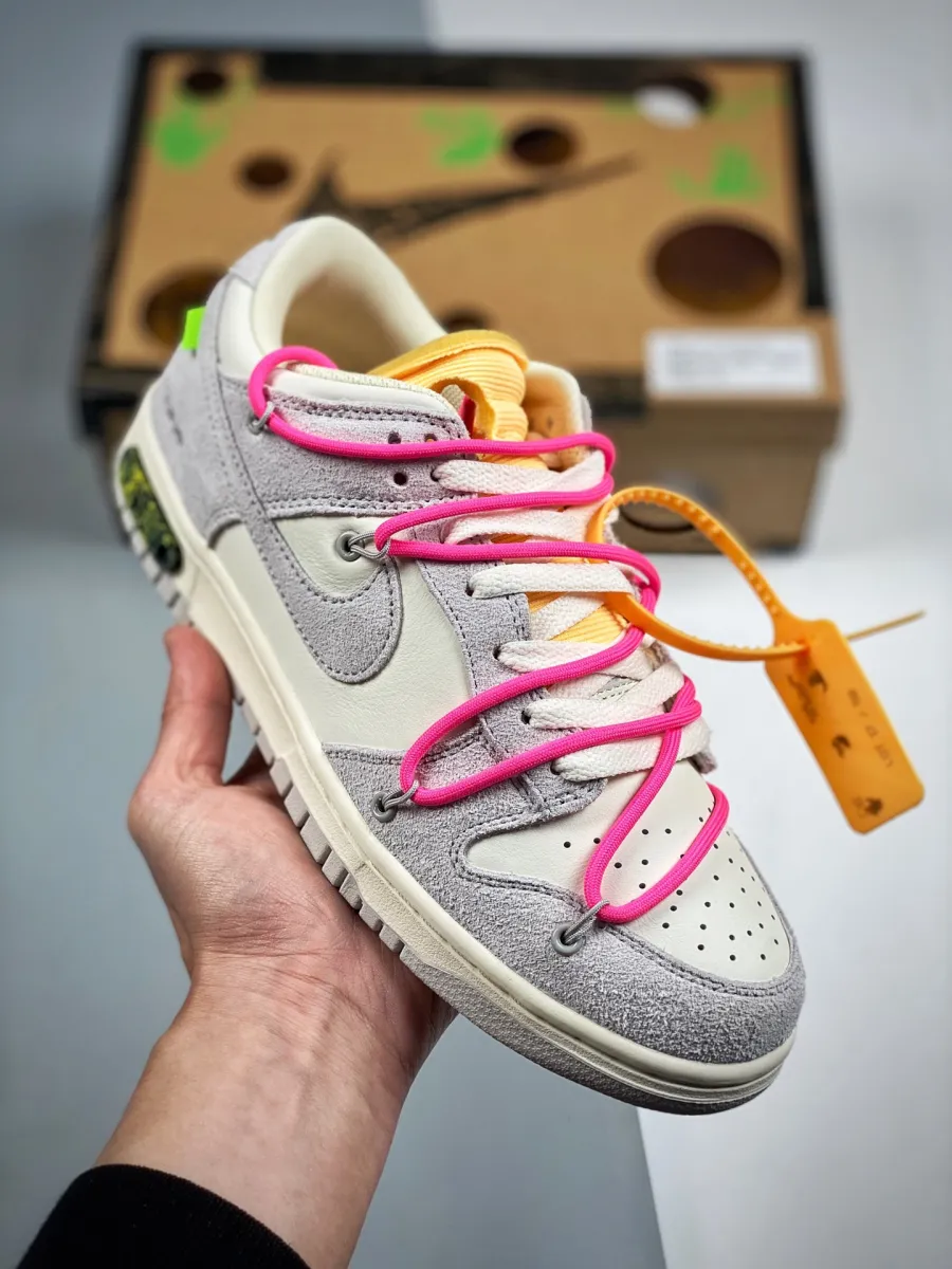 Off-White x Nike Dunk Low '17 of 50' Sail/Neutral Grey/Hyper Pink / nike dunk hyper pink