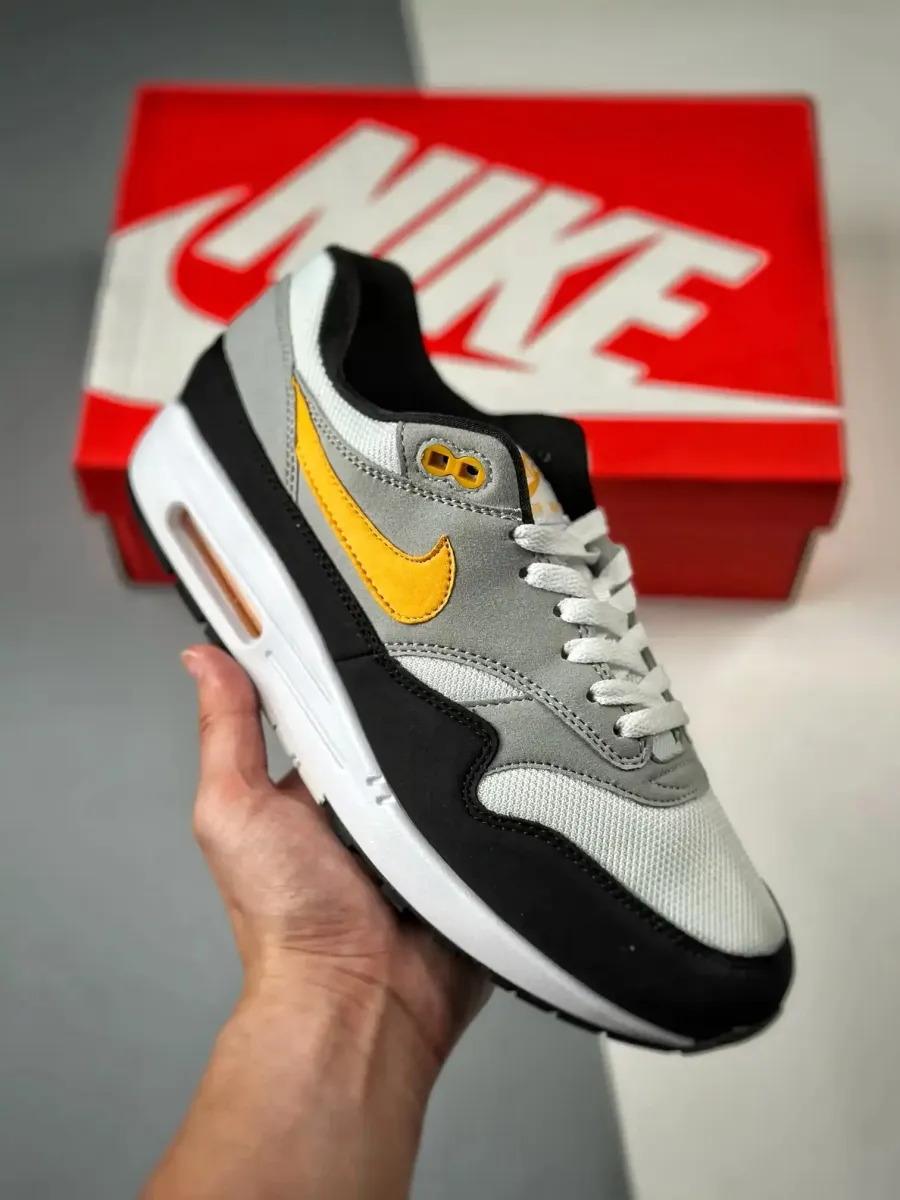 Nike Air Max 1 White/University Gold-Black / Nike Air Max White With Gold