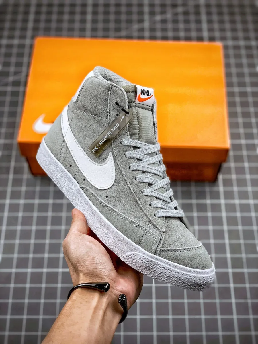 Nike Blazer Mid '77 Suede Light Smoke Grey/White-Black - nike blazer light smoke grey