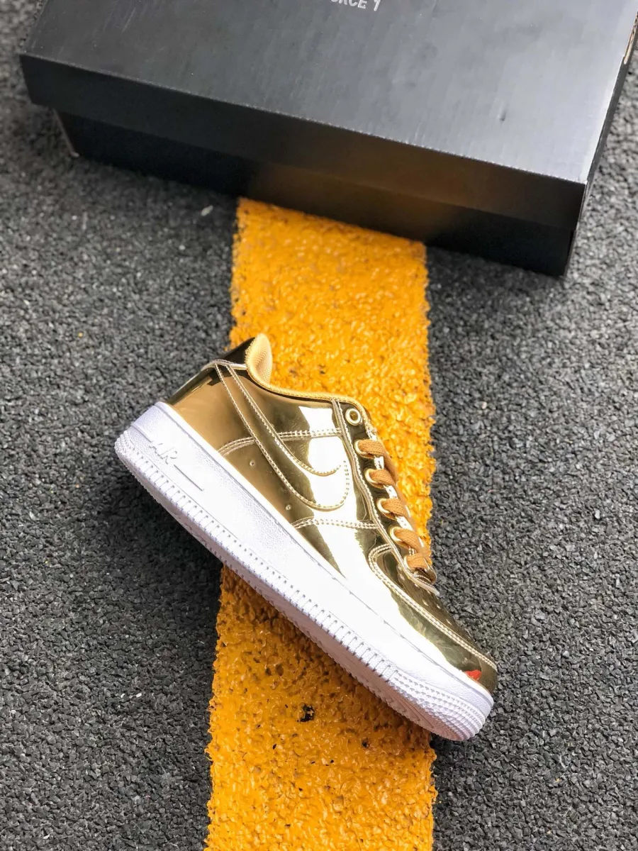 Nike Air Force 1 SP 'Liquid Gold' Metallic Gold/Club Gold/White CG6566-700 Online