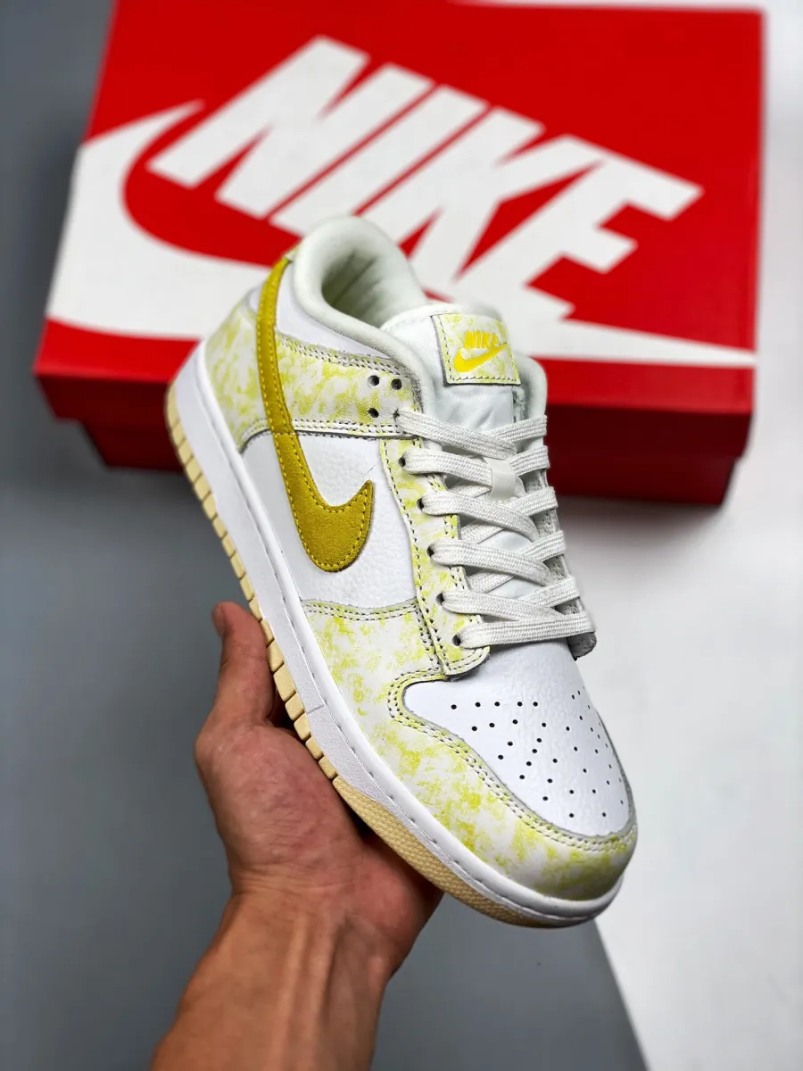 Nike Dunk Low Yellow Strike/White