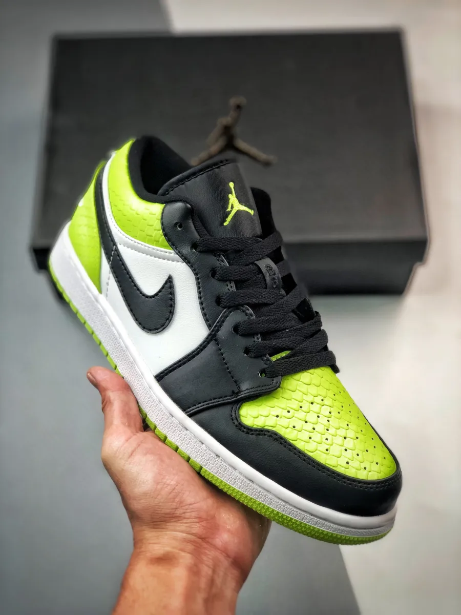 Air Jordan 1 Low 'Vivid Green Snakeskin' DX4446-301 Air Jordan 1 Snakeskin Green