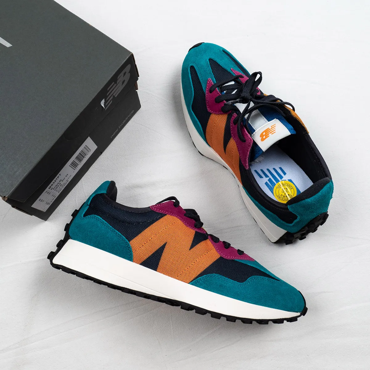 New Balance 327 'Black Multi' / new balance 327 black multi