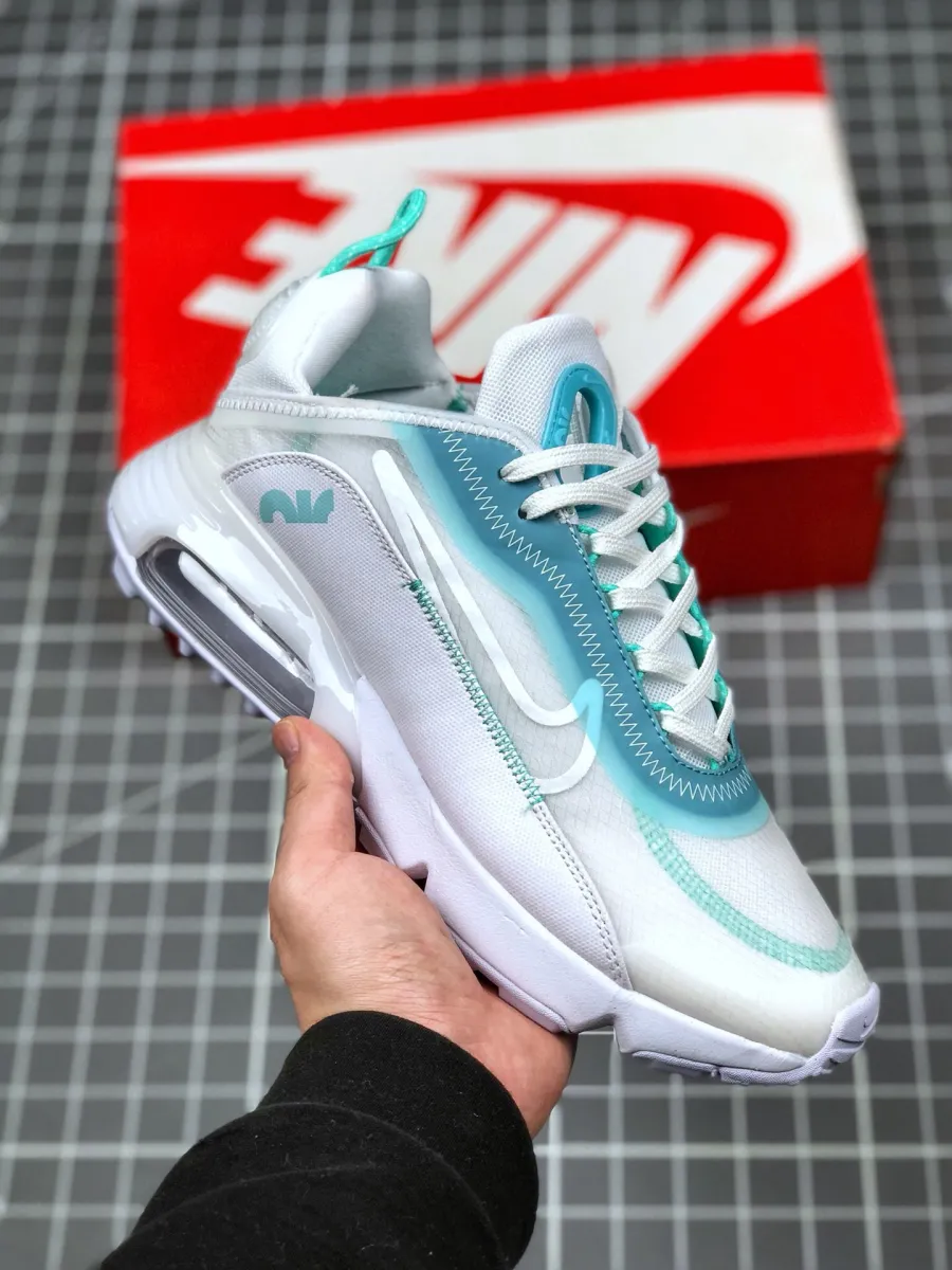 Nike Air Max 2090 Photon Dust/Midnight Turquoise-Solar Flare
