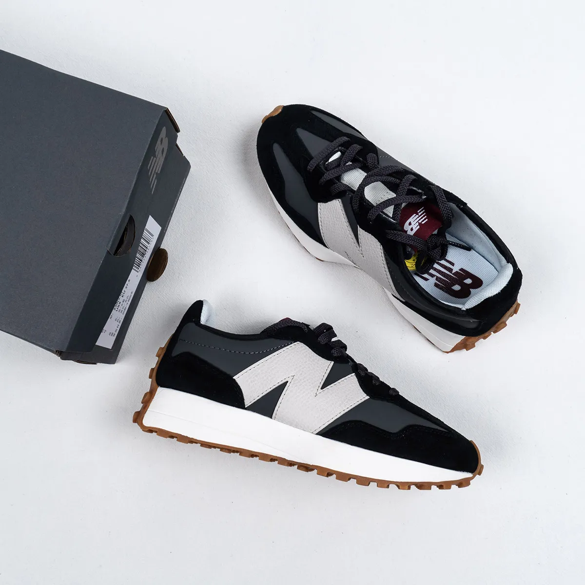 New Balance 327 Black White Gum WS327KC / new balance 327 navy white gum
