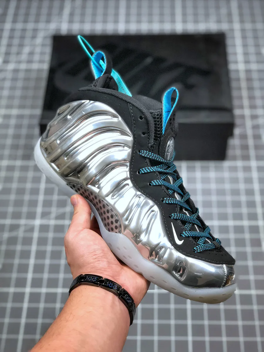 Nike Air Foamposite One "Chromeposite" 744306-001