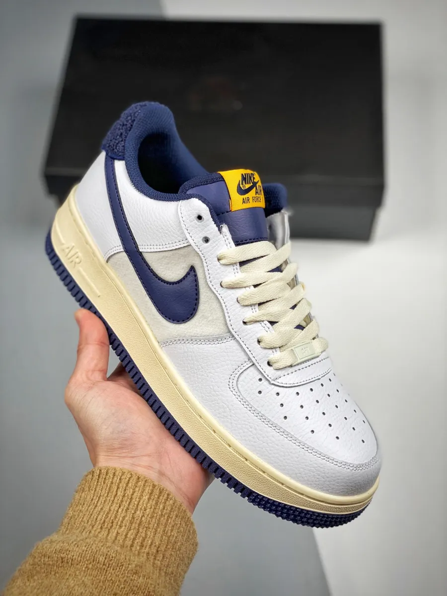 Nike Air Force 1 '07 LV8 Midnight Navy Sail White / nike air force navy