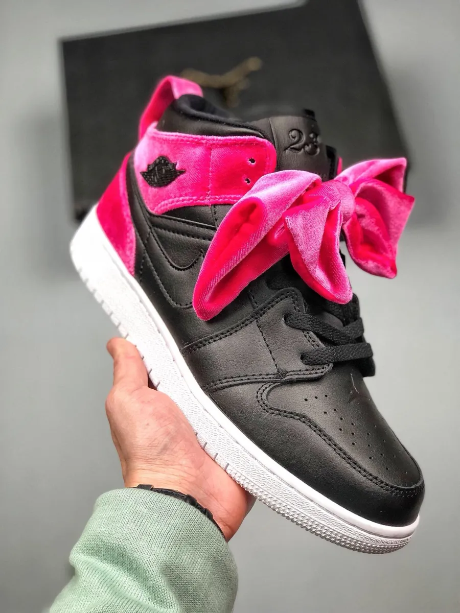 Air Jordan 1 Mid Bow Black/Noble Red