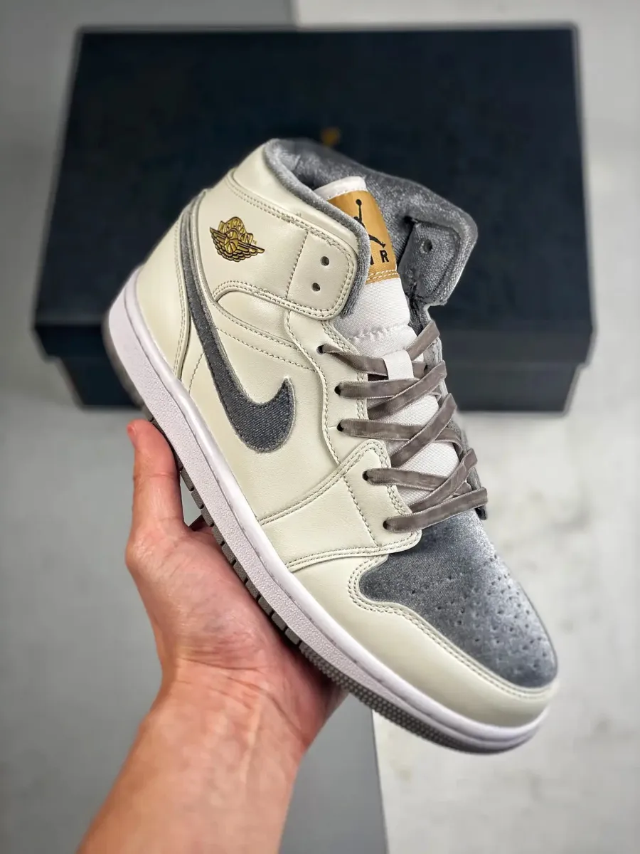 Air Jordan 1 Mid ‘Velvet Toe’ Sail/Grey